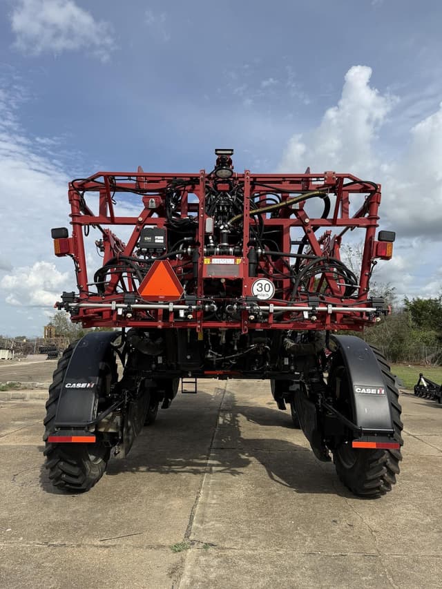 Image of Case IH Patriot 3250 equipment image 3