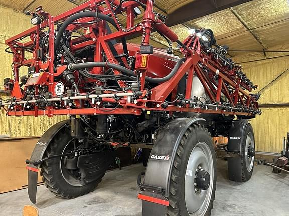 Image of Case IH Patriot 4350 equipment image 3