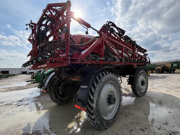 Image of Case IH Patriot 4350 equipment image 3