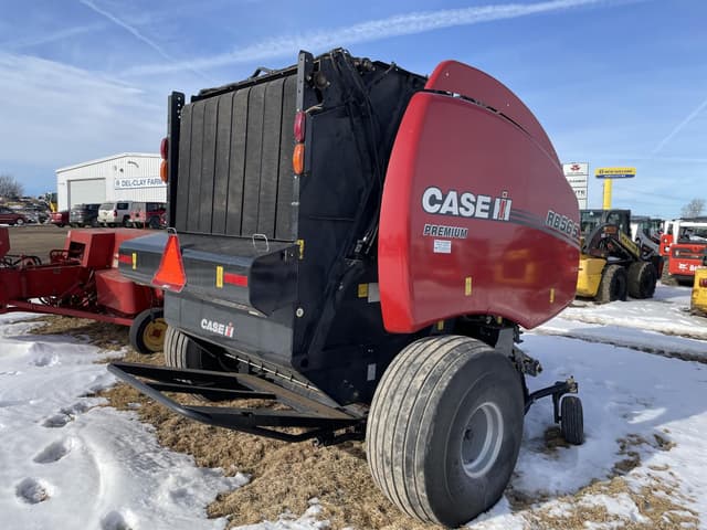 Image of Case IH RB565 equipment image 4