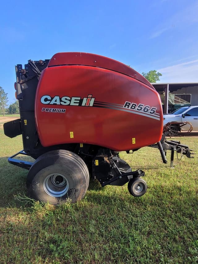 Image of Case IH RB565 equipment image 1