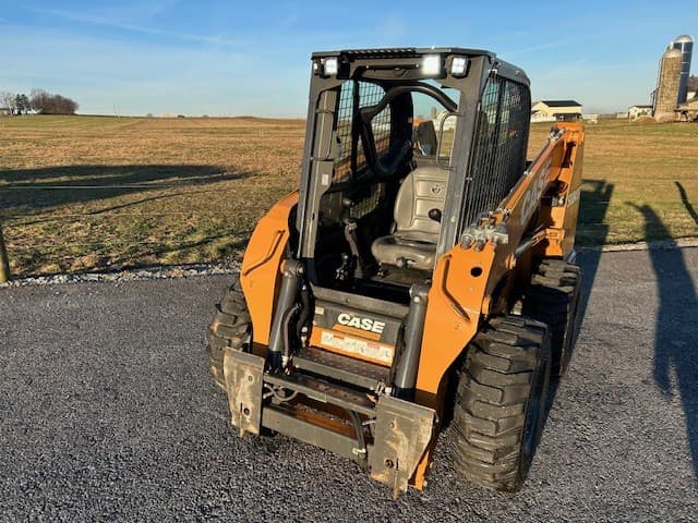 Image of Case SR240B equipment image 3