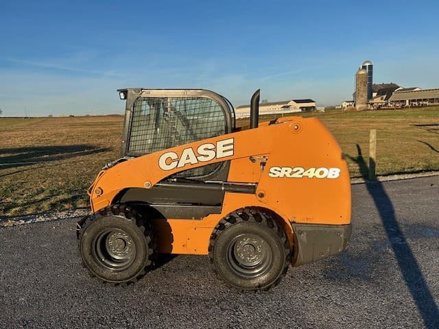 Image of Case SR240B equipment image 1