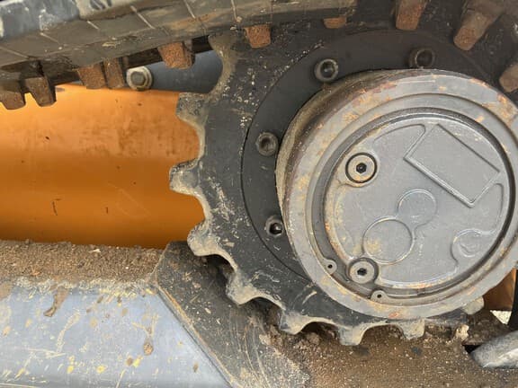 Image of Case TV450B equipment image 2