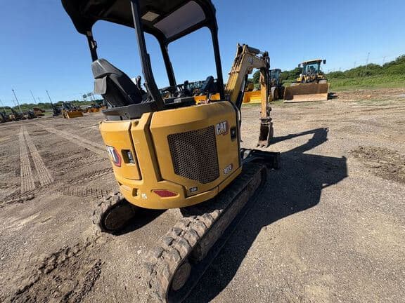 Image of Caterpillar 303CR equipment image 4