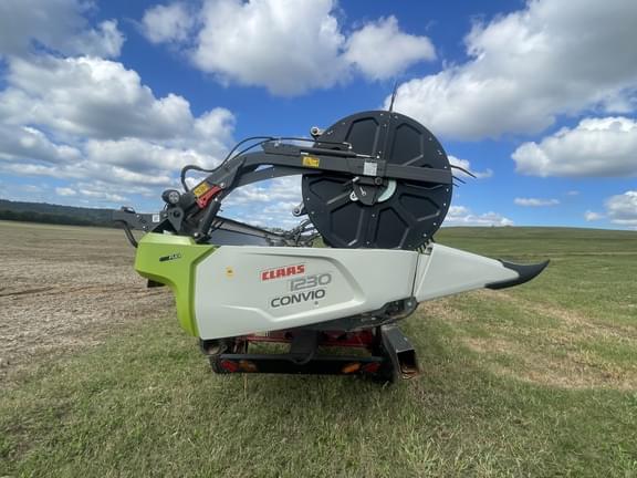 Image of CLAAS Convio Flex 1230 equipment image 1