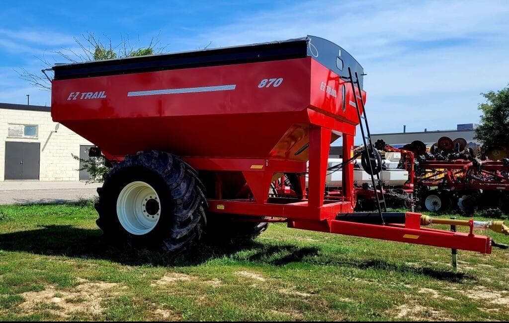 Image of E-Z Trail 870 Image 1