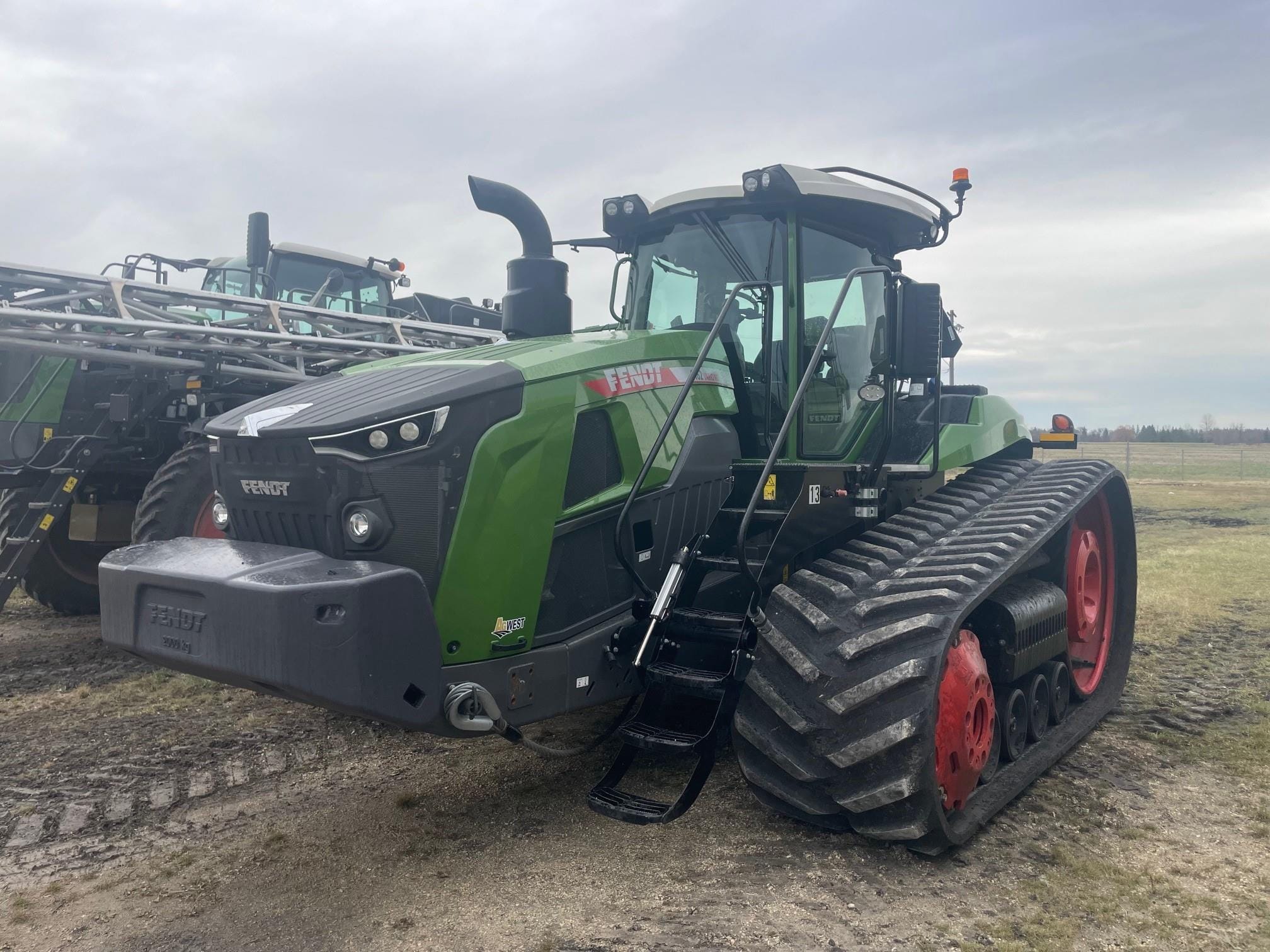 2023 Fendt 1162 Vario MT Equipment Image0