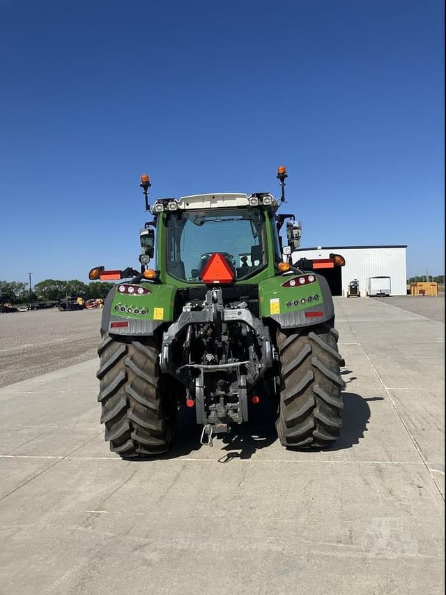 Image of Fendt 718 Vario equipment image 3