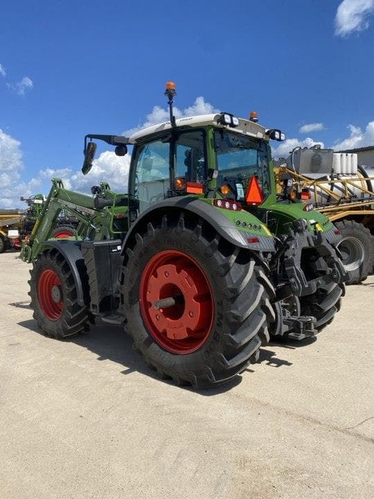 Image of Fendt 718 Vario equipment image 2
