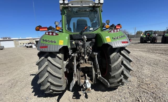 Image of Fendt 724 Vario equipment image 3