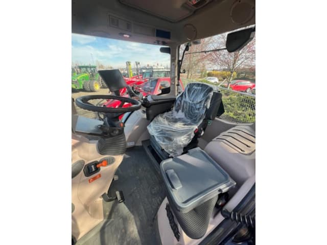 Image of Fendt Favorit 716 Vario equipment image 4