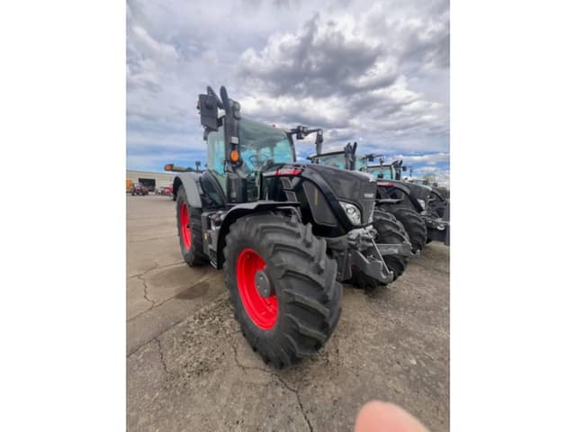 Image of Fendt Favorit 716 Vario equipment image 3