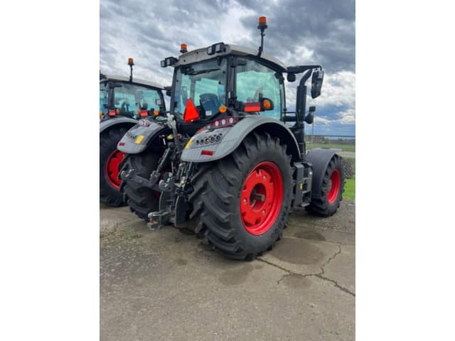 Image of Fendt Favorit 716 Vario equipment image 1