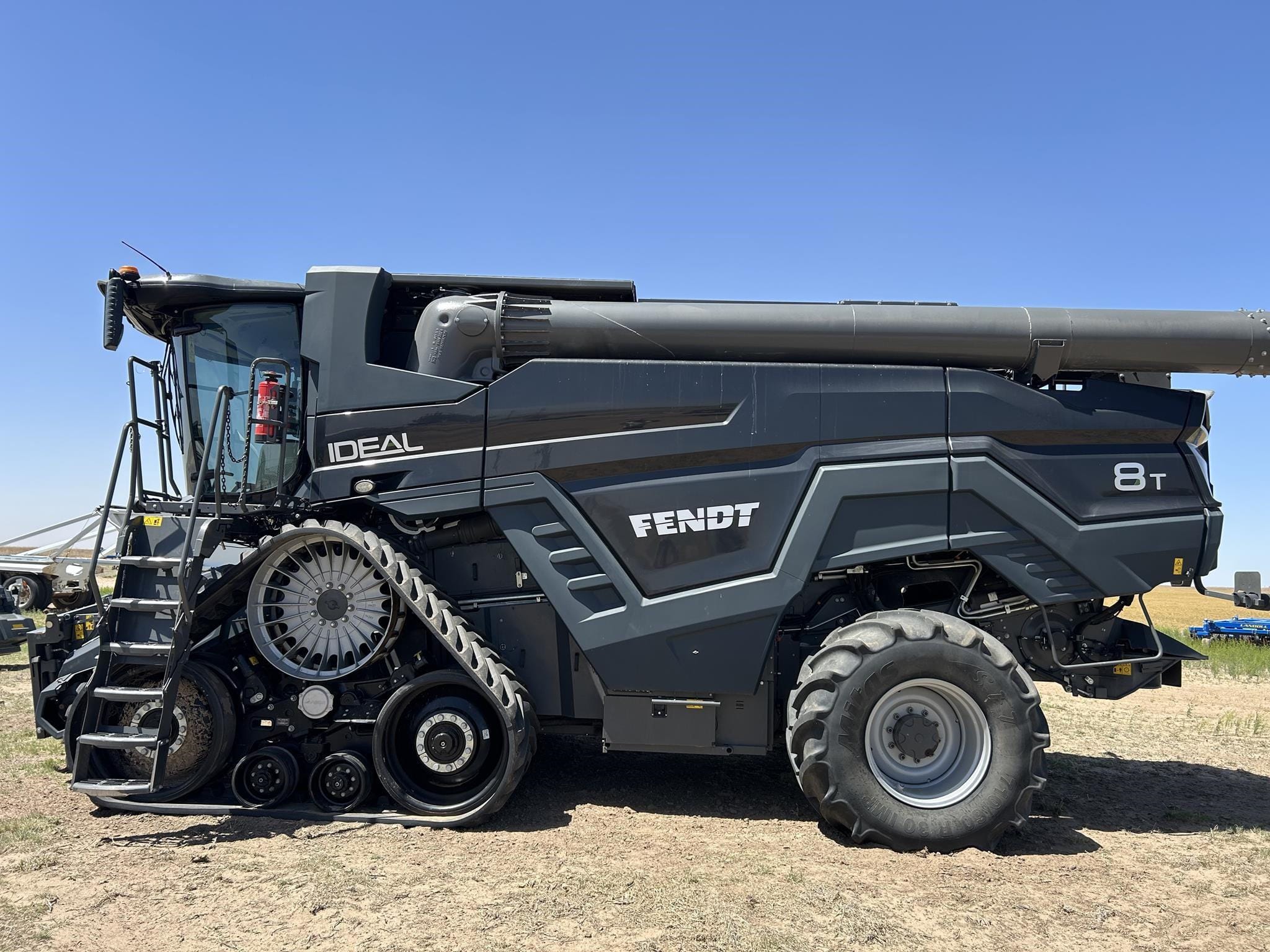 2023 Fendt IDEAL 8T Equipment Image0