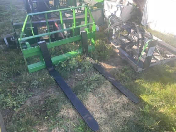 2023 Frontier AP12G Equipment Image0