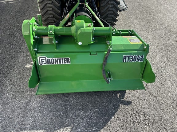 2023 Frontier RT3042 Equipment Image0