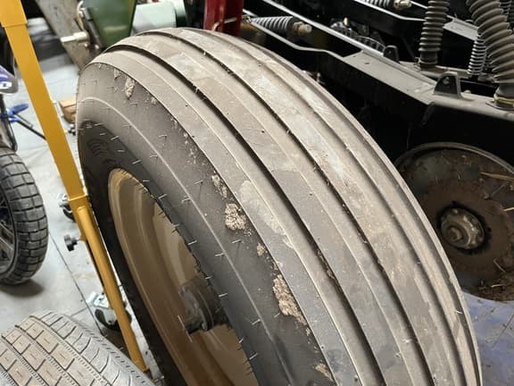 Image of Great Plains 1006NT equipment image 4