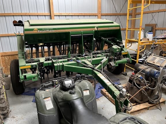 Image of Great Plains 1006NT equipment image 1