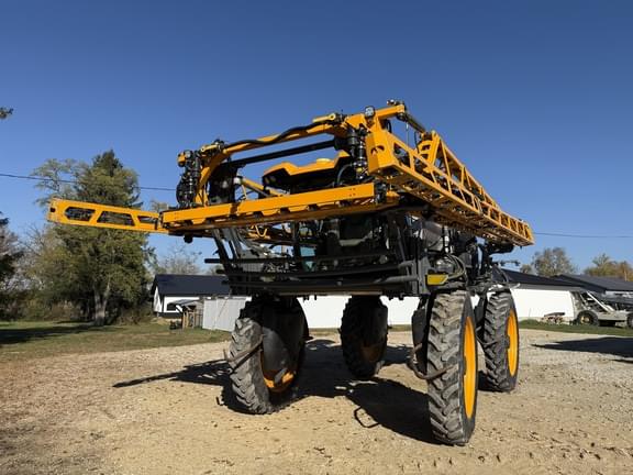 Image of Hagie STS12 equipment image 2