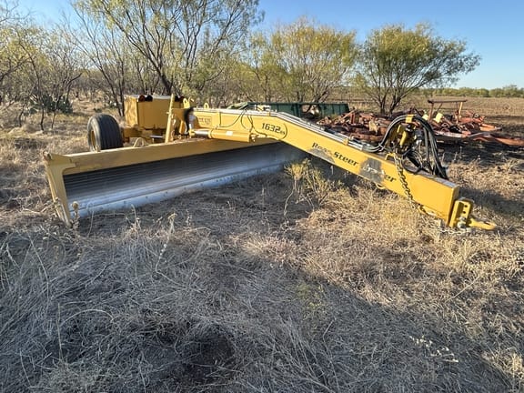 2023 Icon 1632RS Equipment Image0