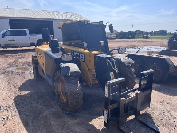 2023 JCB 525-60 Equipment Image0