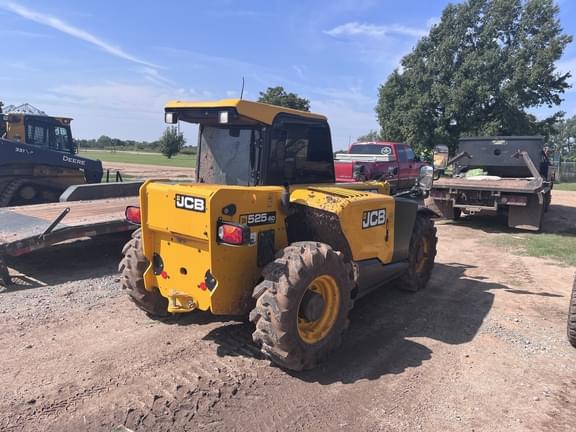 Image of JCB 525-60 equipment image 4
