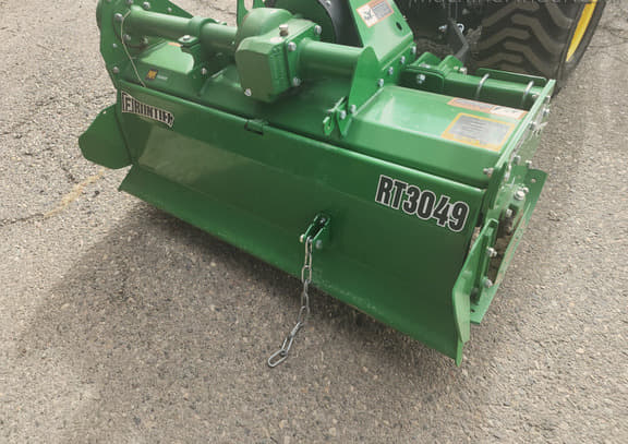 Image of John Deere 1023E equipment image 4