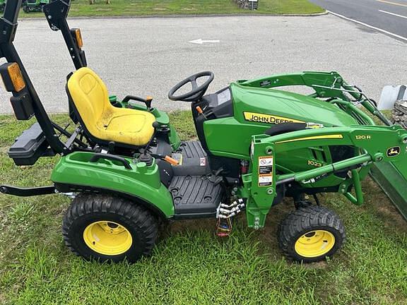 Image of John Deere 1023E equipment image 3