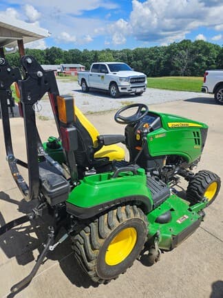 Image of John Deere 1023E equipment image 4