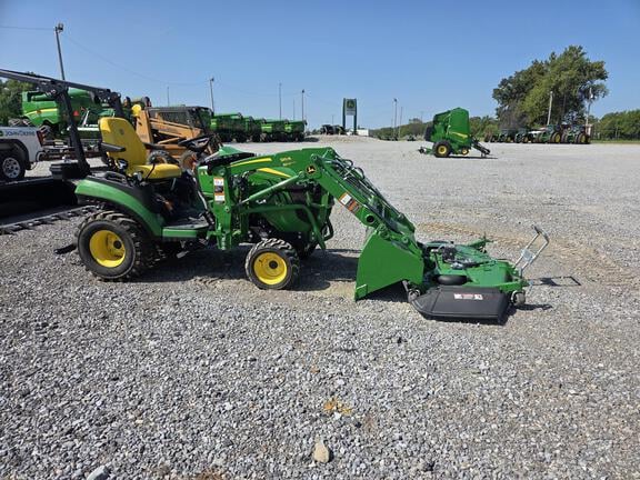 2023 John Deere 1025R Equipment Image0
