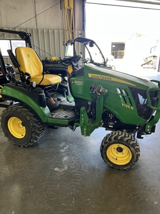 2023 John Deere 1025R Equipment Image0