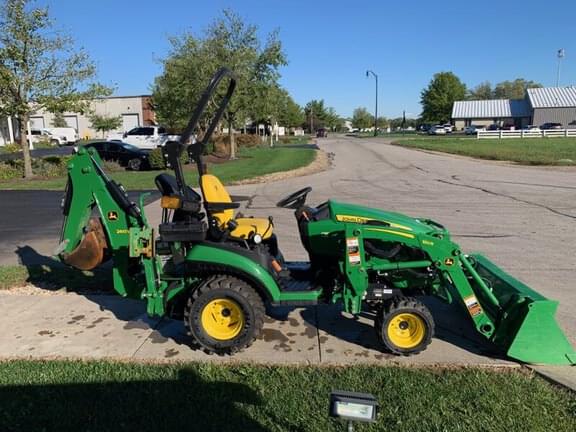 Image of John Deere 1025R equipment image 3