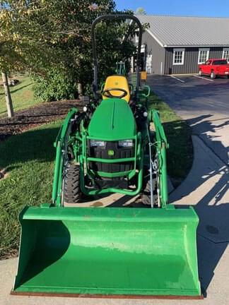 Image of John Deere 1025R equipment image 2