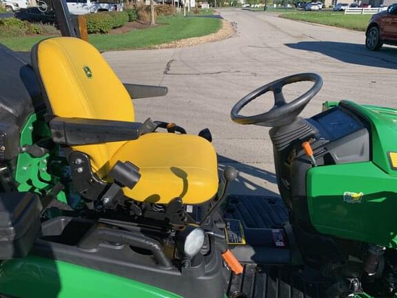 Image of John Deere 1025R equipment image 4