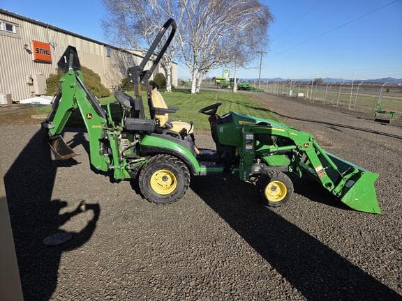 Image of John Deere 1025R equipment image 4
