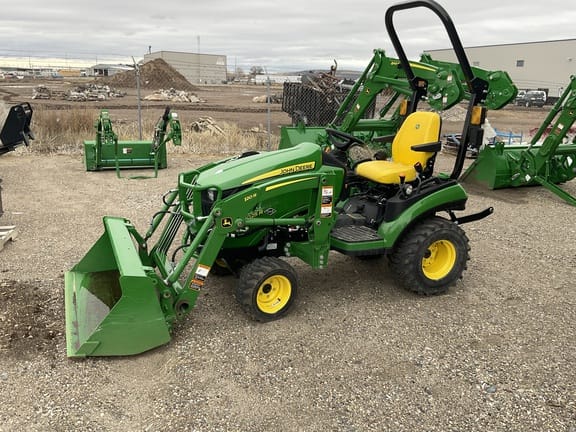 2023 John Deere 1025R Equipment Image0