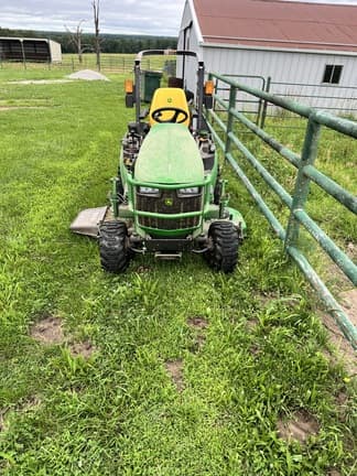 Image of John Deere 1025R equipment image 1