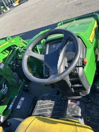 Image of John Deere 1025R equipment image 4