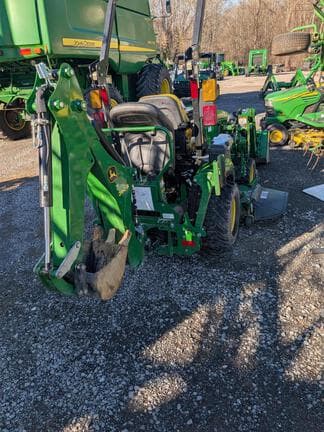 Image of John Deere 1025R equipment image 3