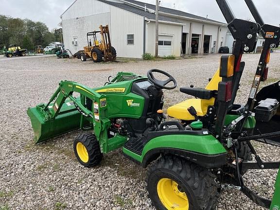 Image of John Deere 1025R equipment image 2