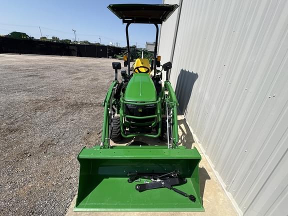 Image of John Deere 1025R equipment image 3