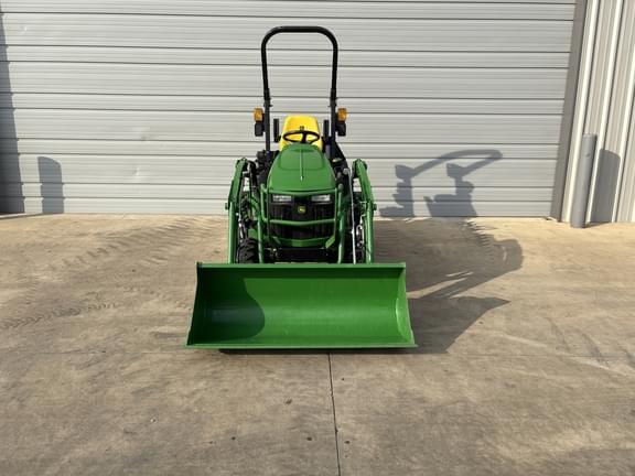 Image of John Deere 1025R equipment image 2
