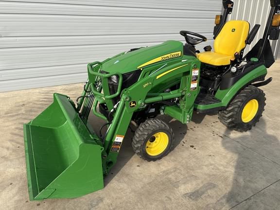 Image of John Deere 1025R equipment image 4