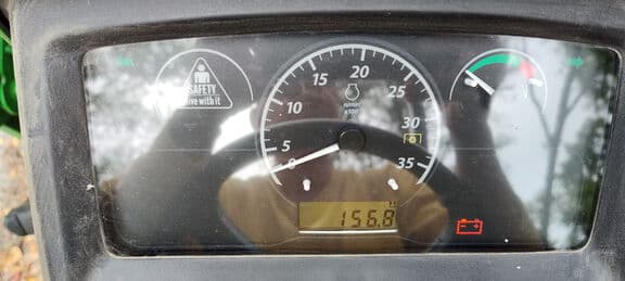 Image of John Deere 1025R equipment image 3