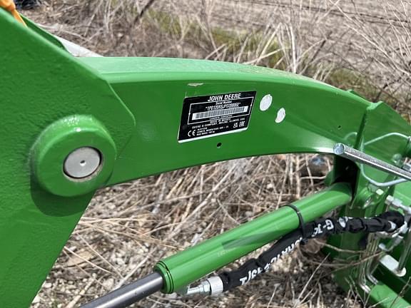 Image of John Deere 120R equipment image 2