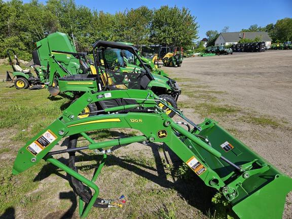 Image of John Deere 120R equipment image 1