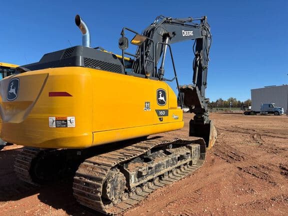 Image of John Deere 160P equipment image 2
