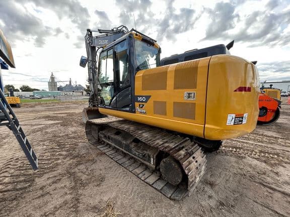 Image of John Deere 160P equipment image 3