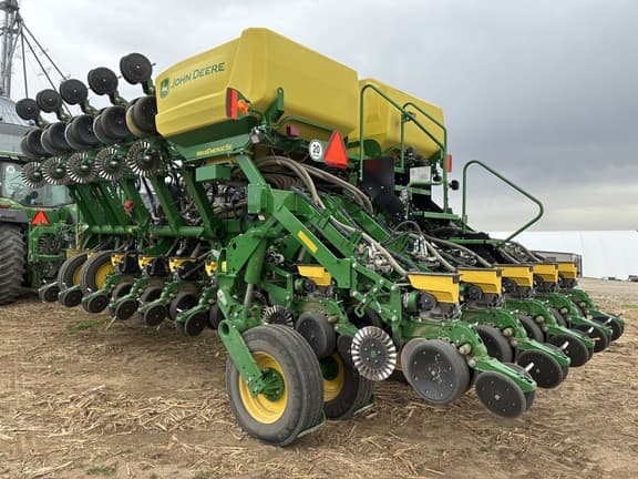 Image of John Deere 1795 Primary image